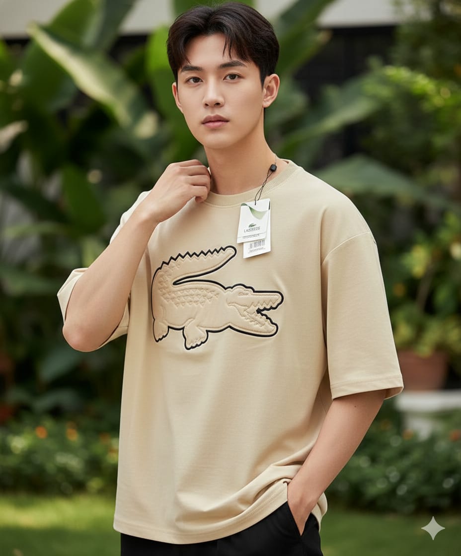 Lacoste Men's Drop Shoulder Round T-Shirts - Image 5